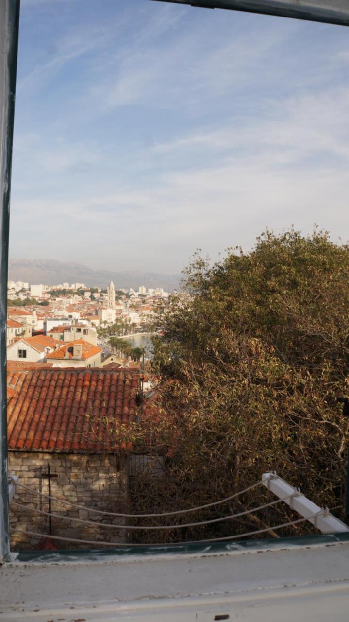 Apartment Varos Split Bagian luar foto